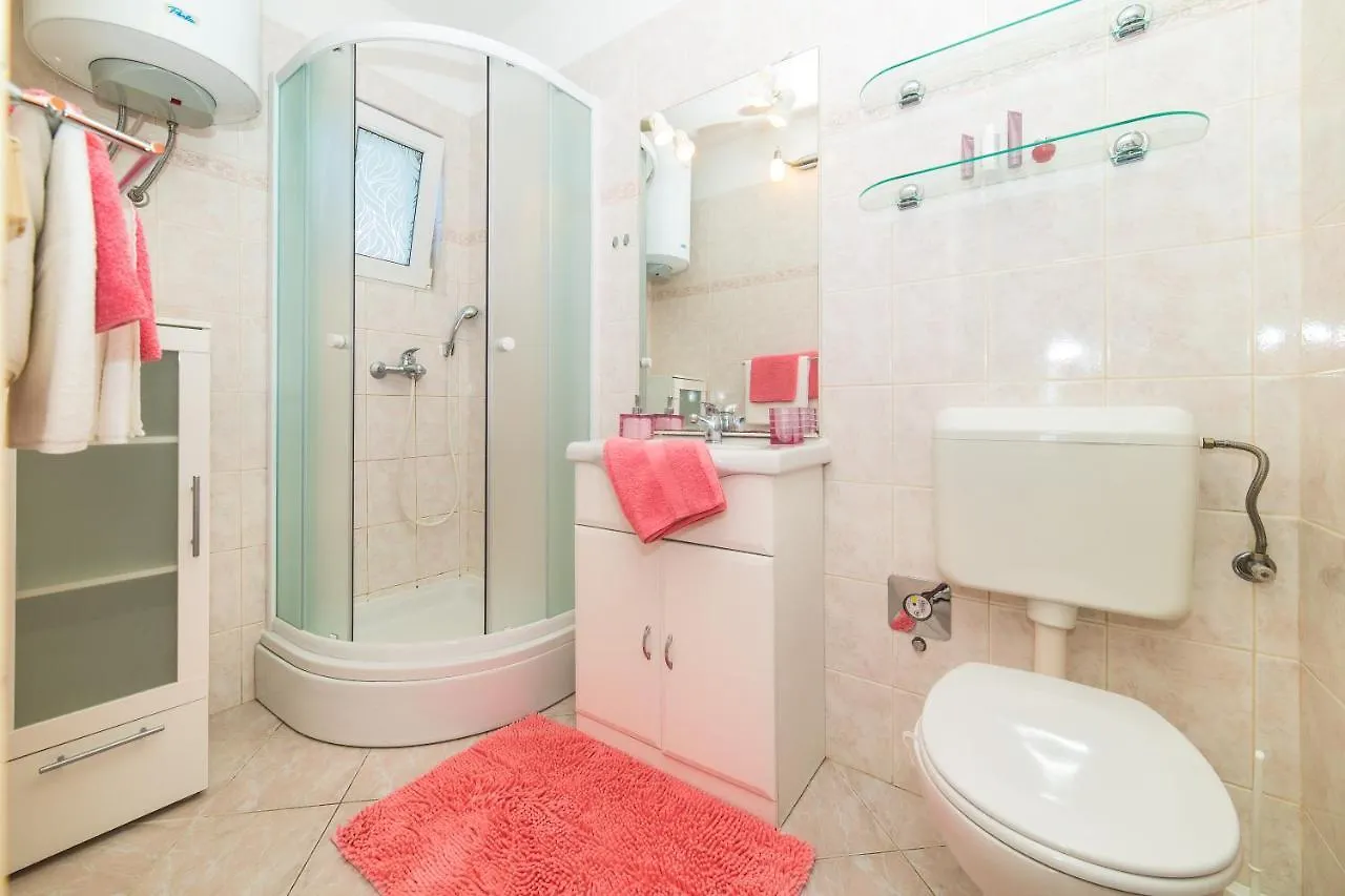 Apartment Villa Prelesnik Trogir